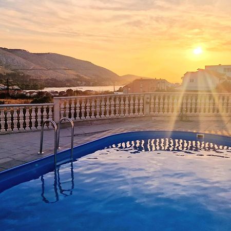 Camp Ante-Gojko Hotel Grebastica Ngoại thất bức ảnh